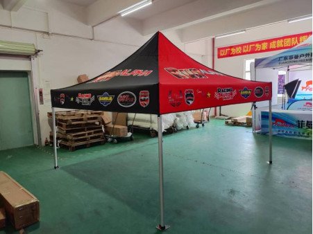 Chapiteau personnalisé